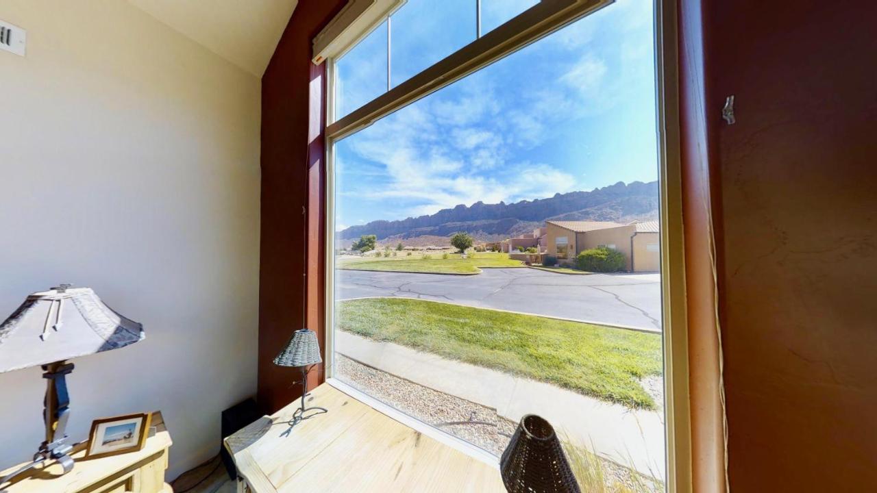 Grey Pearl #Q3 Villa Moab Exterior photo