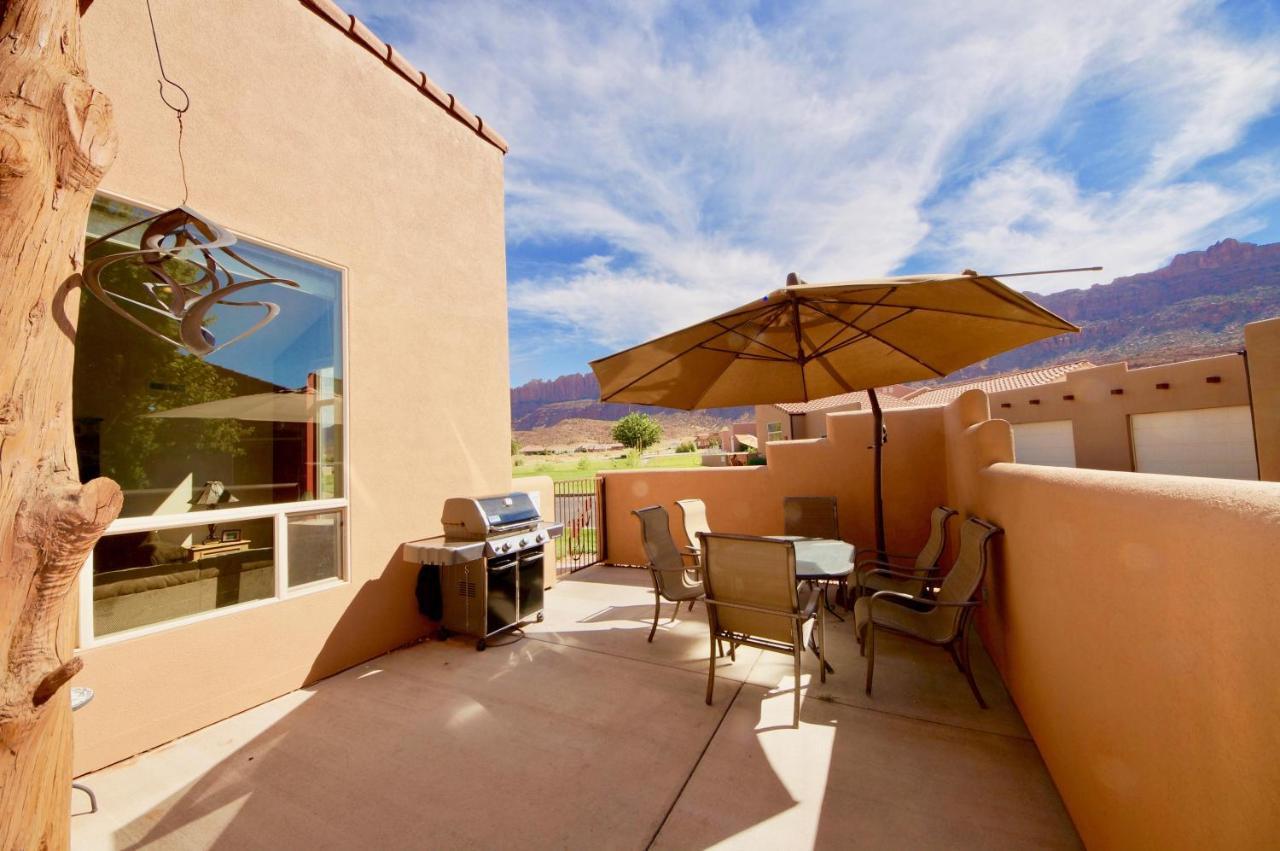 Grey Pearl #Q3 Villa Moab Exterior photo